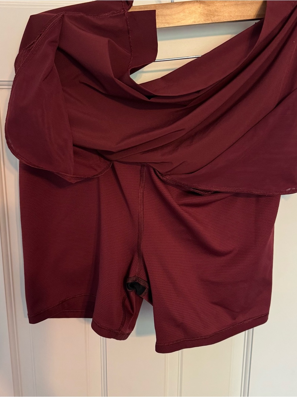 Athleta Maroon dark garnet red soho Active skirt Skort with Built-In Shorts - Picture 8 of 8